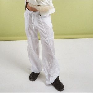 BNWT MOTEL X OLIVIA NEILL PHIL TROUSER IN PARACHUTE IVORY SIZE XS
